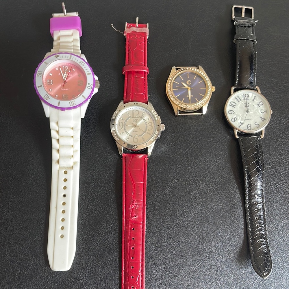 Bundle of 4 Quartz watches